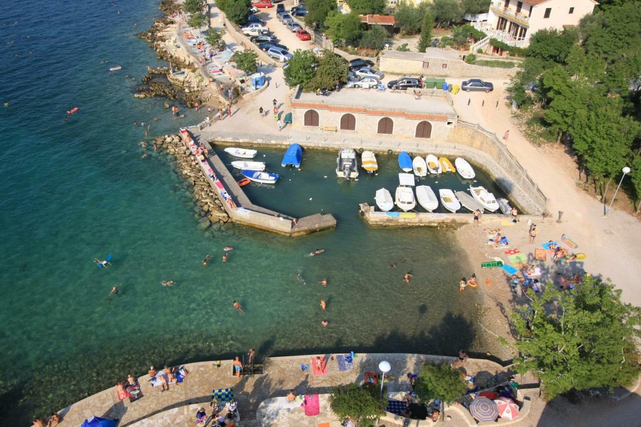 Apartment Marina Malinska Exterior photo